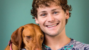 Image of Drew Lynch